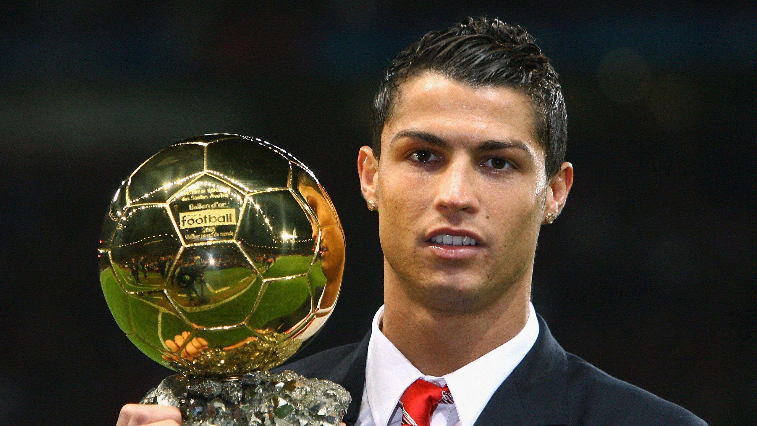 武磊六月独揽四球 连续四届荣膺中超月度最佳球员